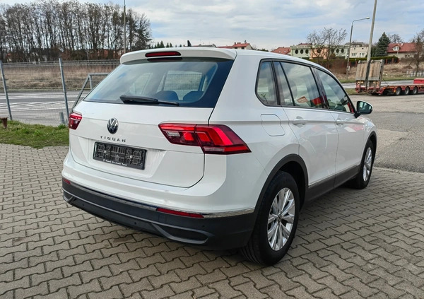 Volkswagen Tiguan cena 99990 przebieg: 48000, rok produkcji 2021 z Kobylin małe 352